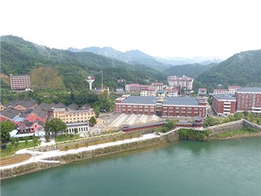 沿江風(fēng)光帶、資江漁晚